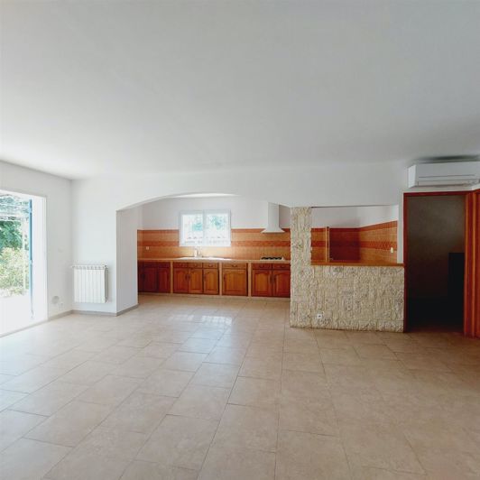 Image No.4-Maison de 2 chambres à vendre à Le Cannet-des-Maures