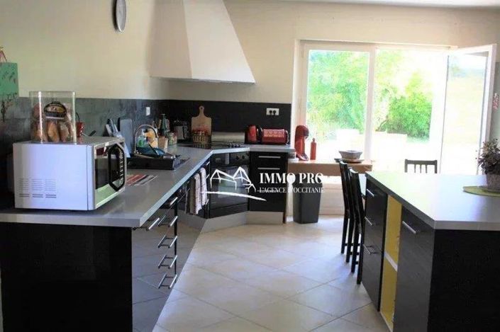 Image No.14-4 Bed House for sale