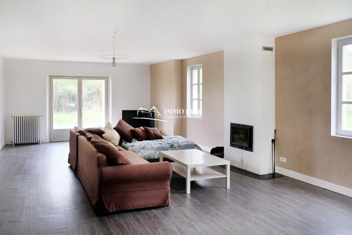 Image No.4-4 Bed House for sale