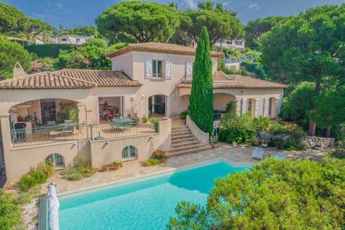 Image No.2-Maison de 4 chambres à vendre à Sainte-Maxime