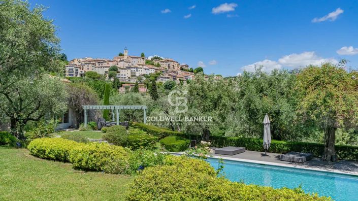 Image No.18-5 Bed House for sale