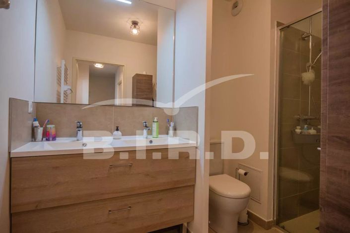 Image No.11-3 Bed House for sale