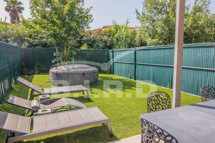 Image No.2-3 Bed House for sale