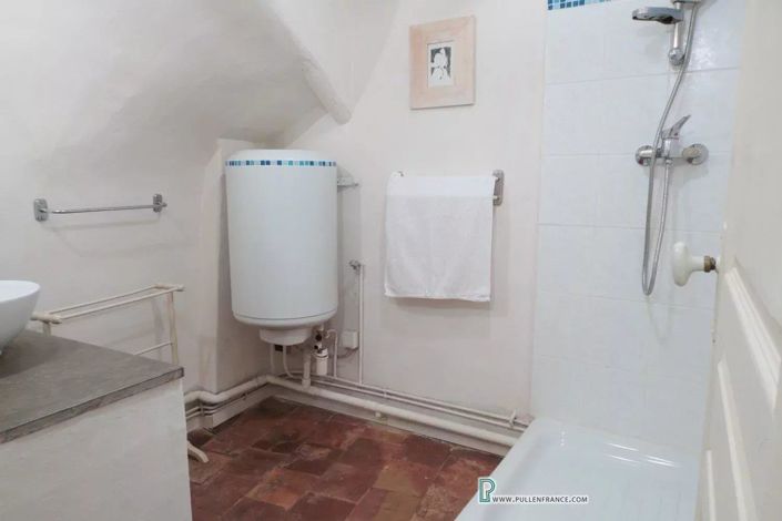 Image No.19-House for sale