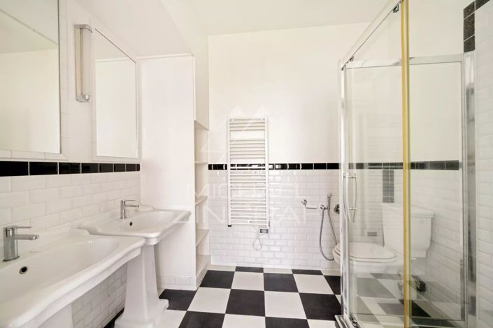 Image No.5-Appartement de 1 chambre à vendre à Paris