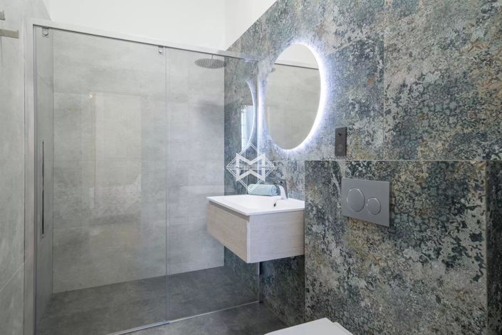 Image No.9-2 Bed Apartment for sale