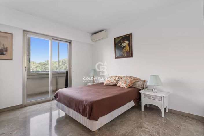 Image No.9-Propriété de 2 chambres à vendre à Le Cannet