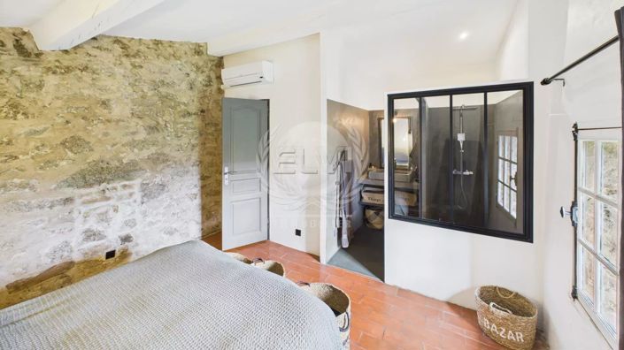 Image No.8-3 Bed House for sale