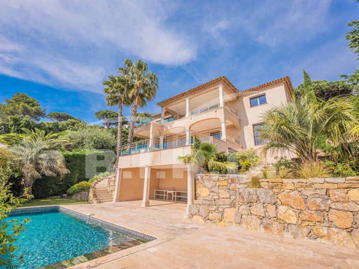 Image No.10-5 Bed House for sale