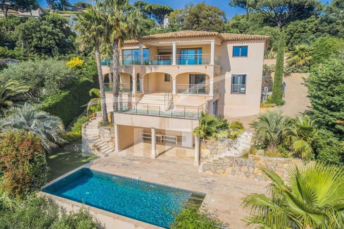 Image No.2-5 Bed House for sale