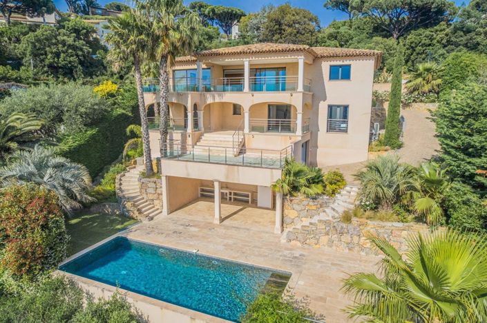 Image No.2-Maison de 5 chambres à vendre à Sainte-Maxime