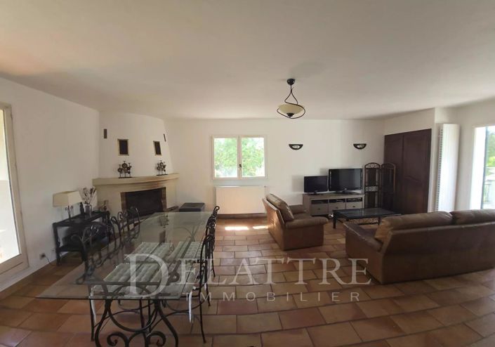 Image No.13-4 Bed House for sale