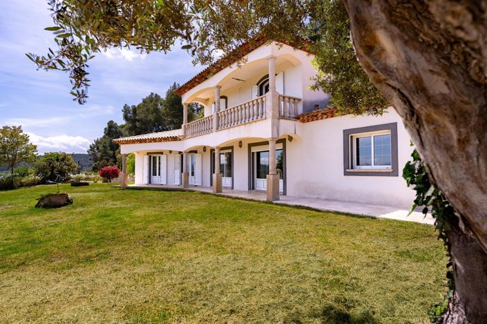 Image No.18-4 Bed House for sale