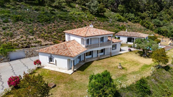 Image No.4-4 Bed House for sale