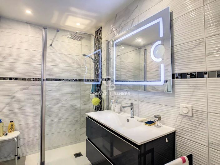 Image No.9-Propriété de 2 chambres à vendre à Cannes