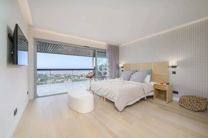 Image No.6-3 Bed Property for sale