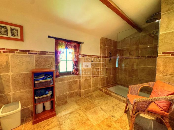 Image No.6-4 Bed House for sale