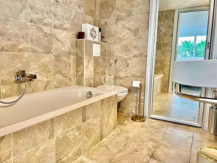 Image No.15-4 Bed House for sale