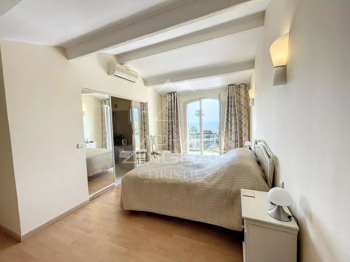 Image No.8-Maison de 5 chambres à vendre à Cannes