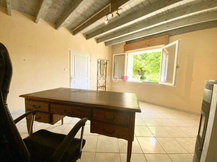 Image No.16-5 Bed House for sale