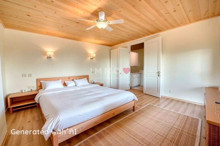 Image No.19-5 Bed House for sale