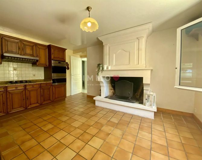 Image No.4-5 Bed House for sale