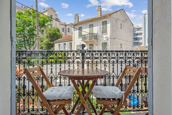 Image No.1-Appartement de 2 chambres à vendre à Cannes