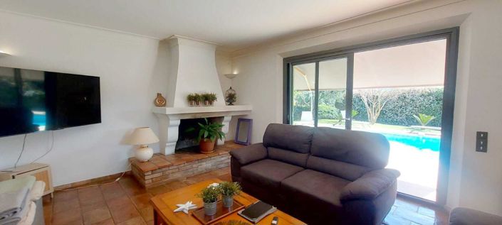 Image No.12-3 Bed House for sale