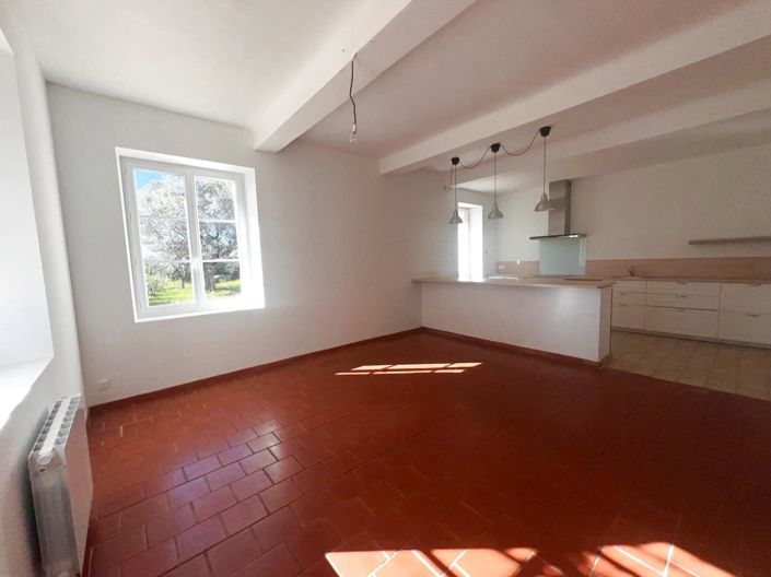 Image No.15-6 Bed House for sale