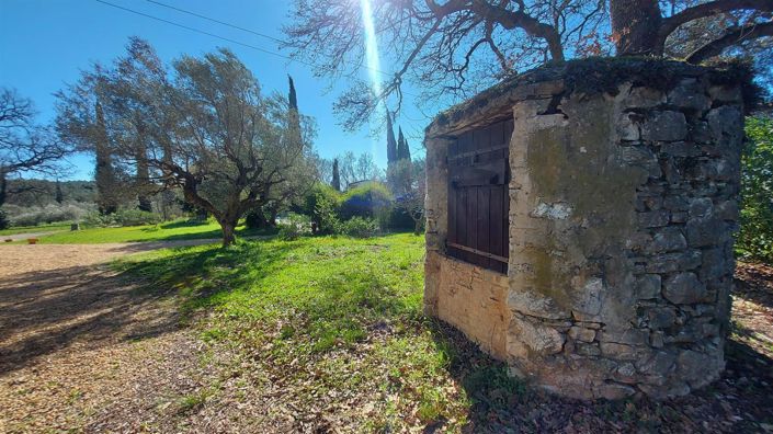 Image No.31-6 Bed House for sale