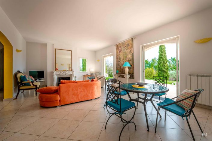 Image No.12-4 Bed House for sale