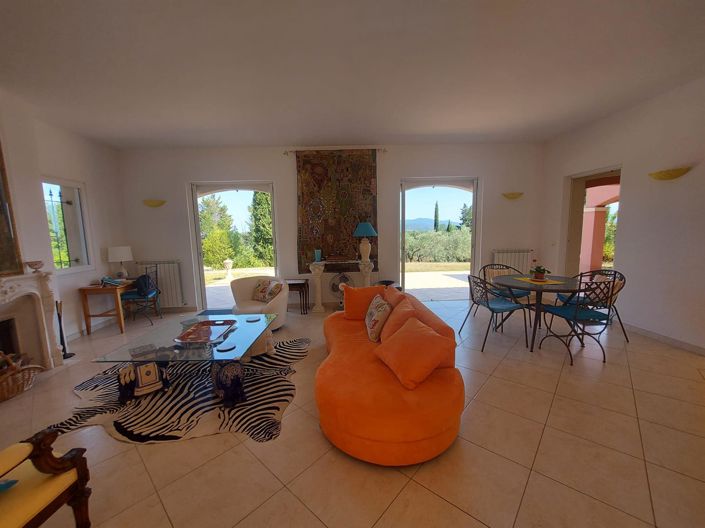 Image No.14-4 Bed House for sale