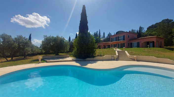 Image No.2-4 Bed House for sale