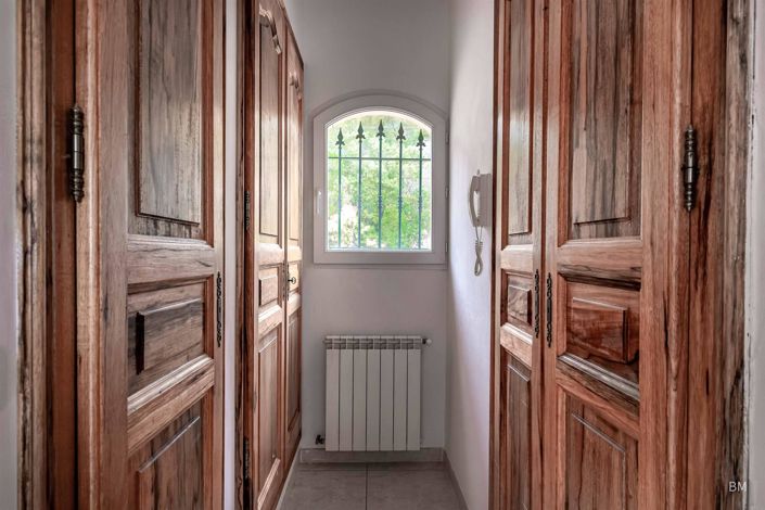 Image No.20-4 Bed House for sale