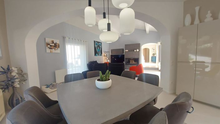 Image No.20-5 Bed House for sale