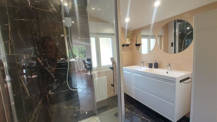 Image No.36-5 Bed House for sale