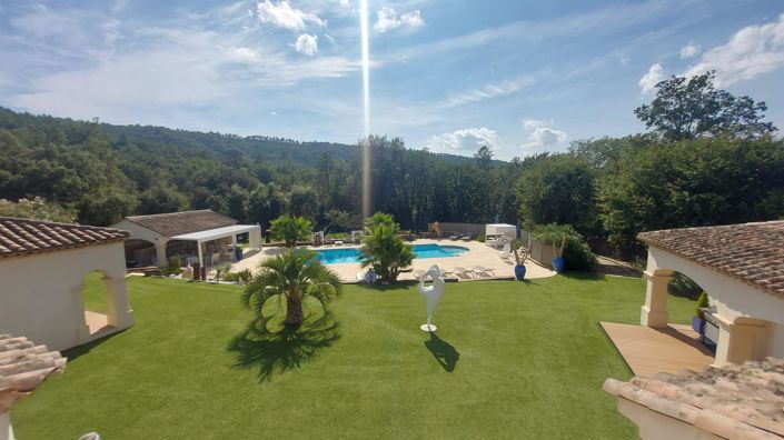 Image No.40-5 Bed House for sale