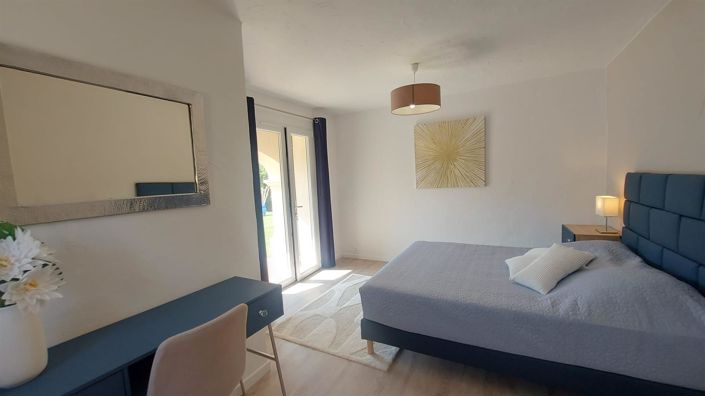 Image No.43-5 Bed House for sale