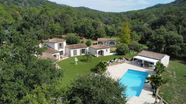 Image No.45-5 Bed House for sale