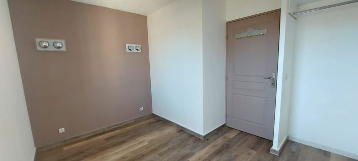 Image No.12-4 Bed Apartment for sale