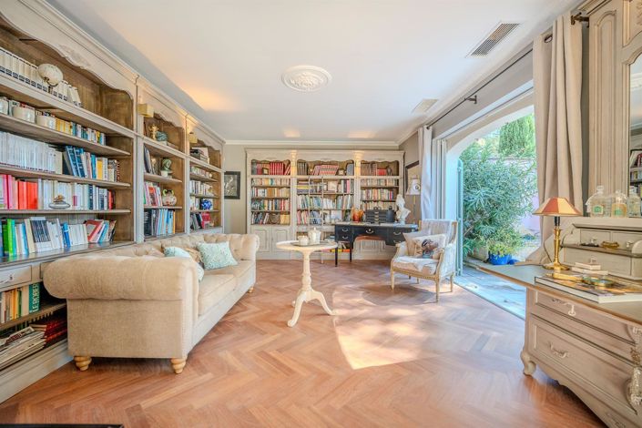 Image No.37-4 Bed House for sale