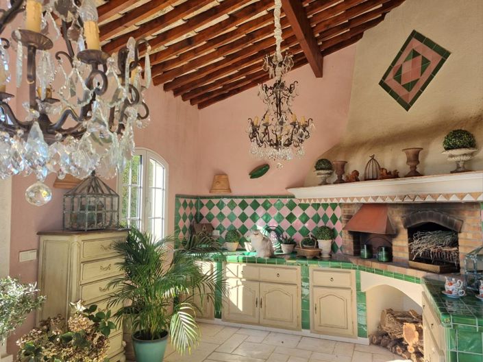 Image No.52-4 Bed House for sale