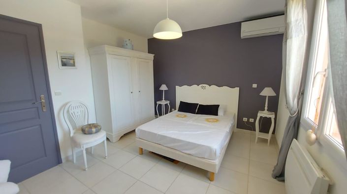 Image No.17-3 Bed House for sale