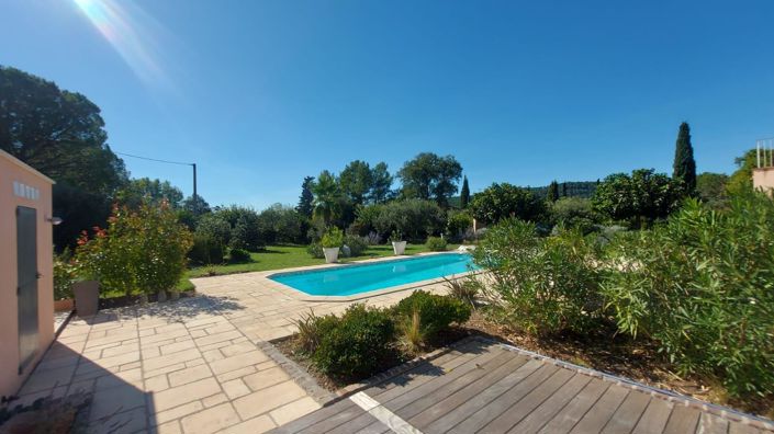 Image No.25-3 Bed House for sale