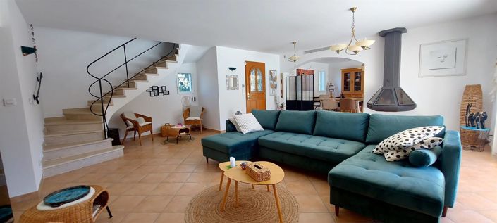 Image No.10-4 Bed House for sale