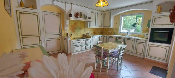 Image No.11-4 Bed House for sale