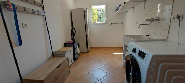 Image No.12-4 Bed House for sale