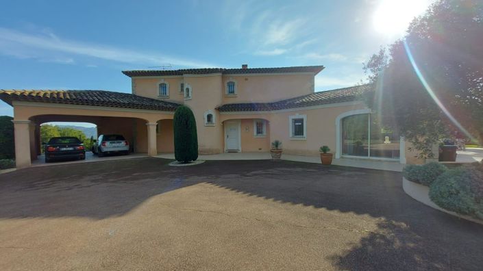 Image No.27-5 Bed House for sale