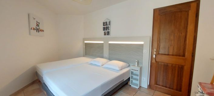 Image No.24-4 Bed House for sale