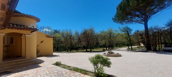 Image No.31-4 Bed House for sale